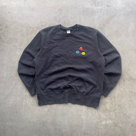 KAWS x Sesame Street x Uniqlo Crewneck Sweater with Embroidery - Picture 1 of 6